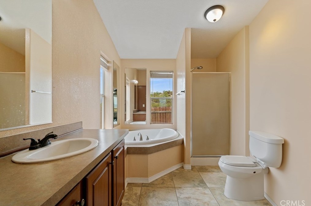 40744 Mountainside Dr, Anza CA  92539-8911 exterior