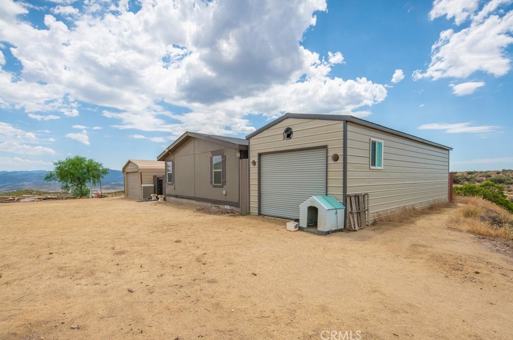 40744 Mountainside Dr, Anza CA  92539-8911 exterior