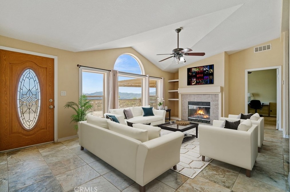 40744 Mountainside Dr, Anza CA  92539-8911 exterior