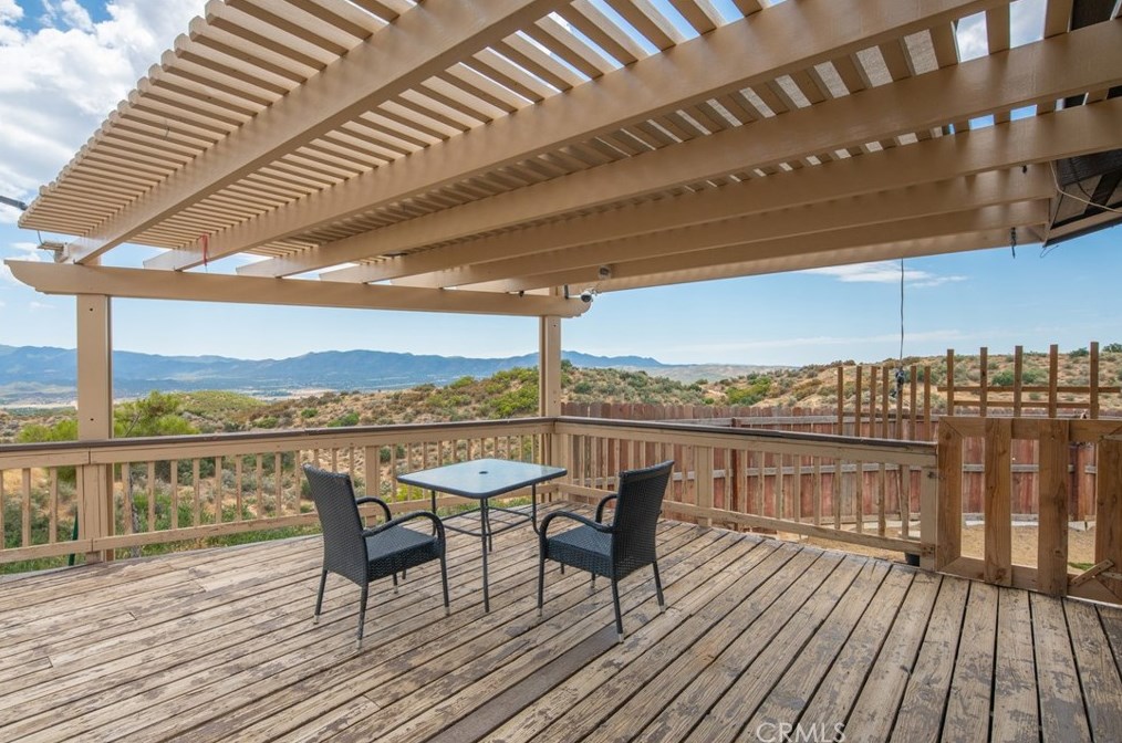 40744 Mountainside Dr, Anza CA  92539-8911 exterior
