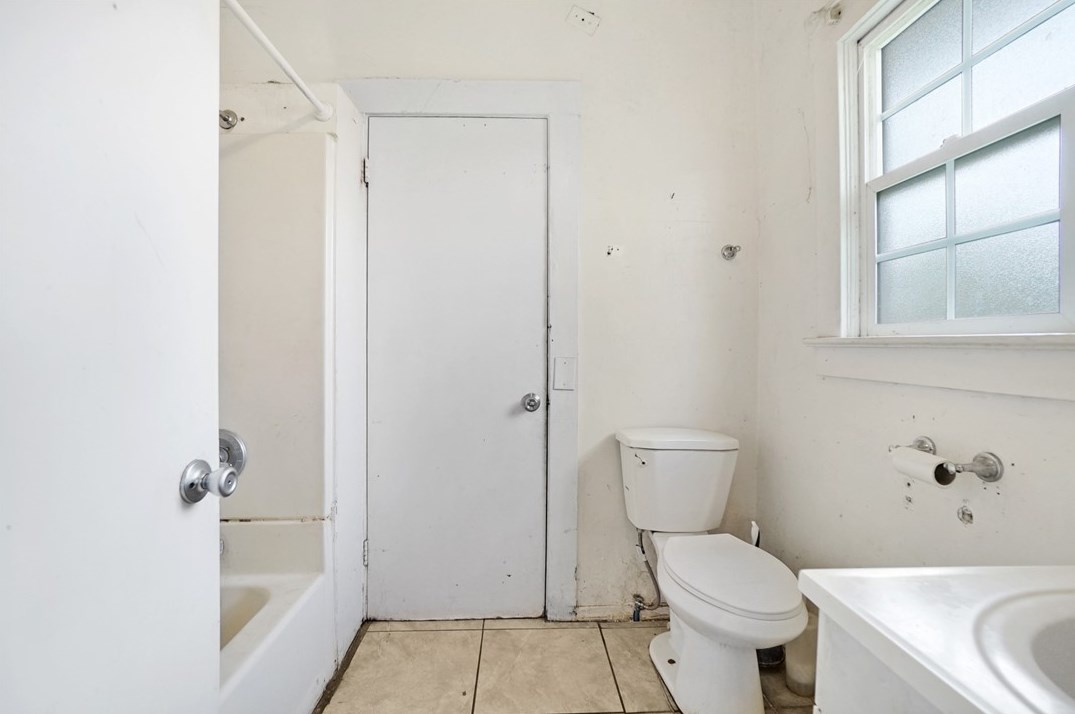 236 Alessandro St, Hemet CA 92543-4134 exterior