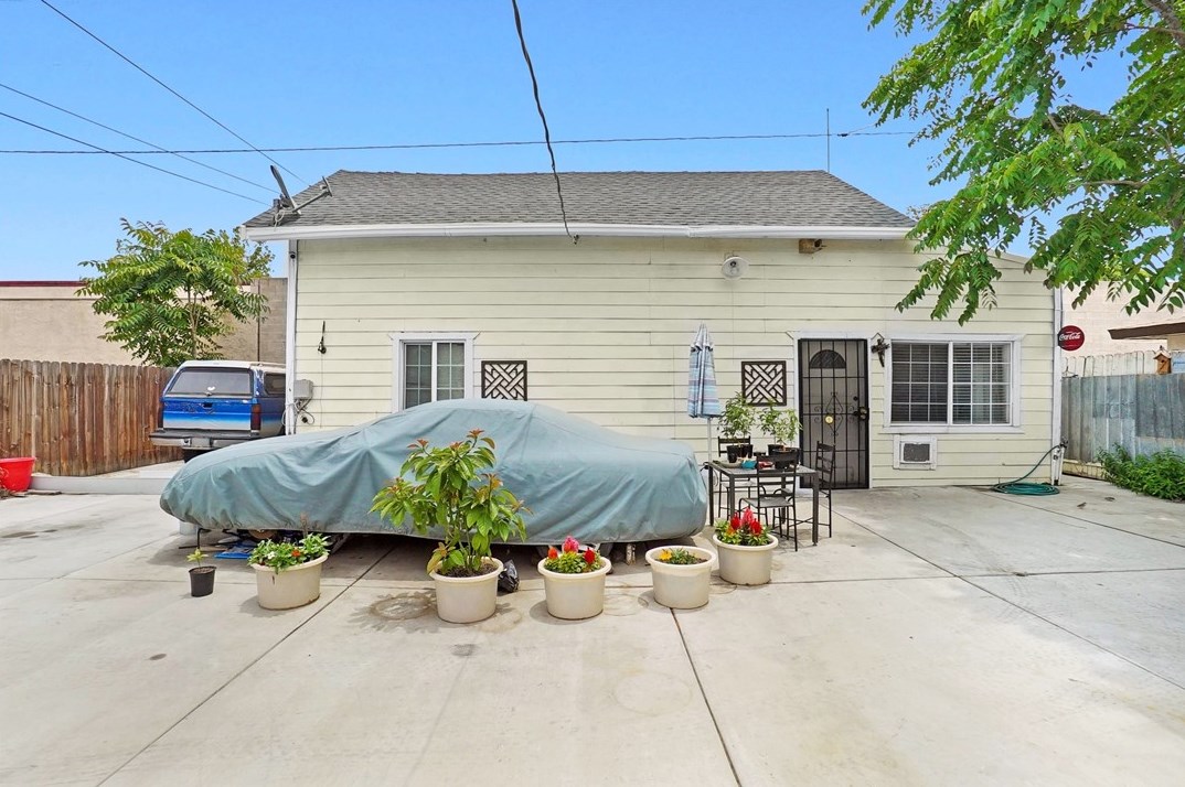 236 Alessandro St, Hemet CA 92543-4134 exterior