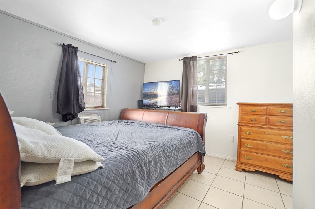 236 Alessandro St, Hemet CA 92543-4134 exterior