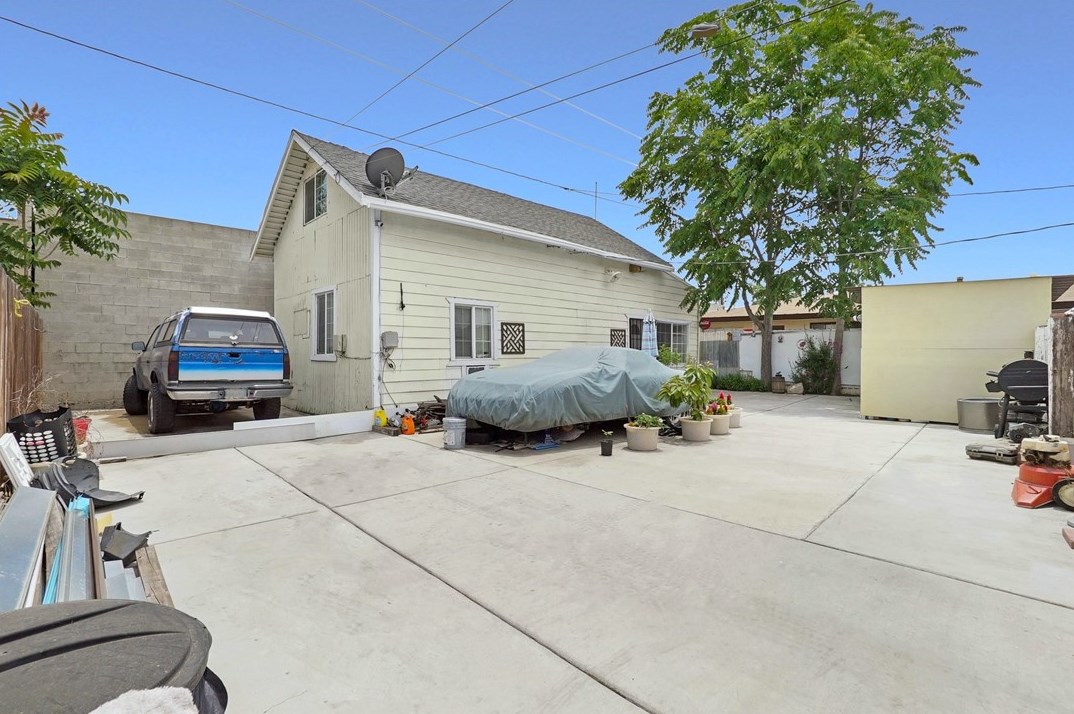 236 Alessandro St, Hemet CA 92543-4134 exterior