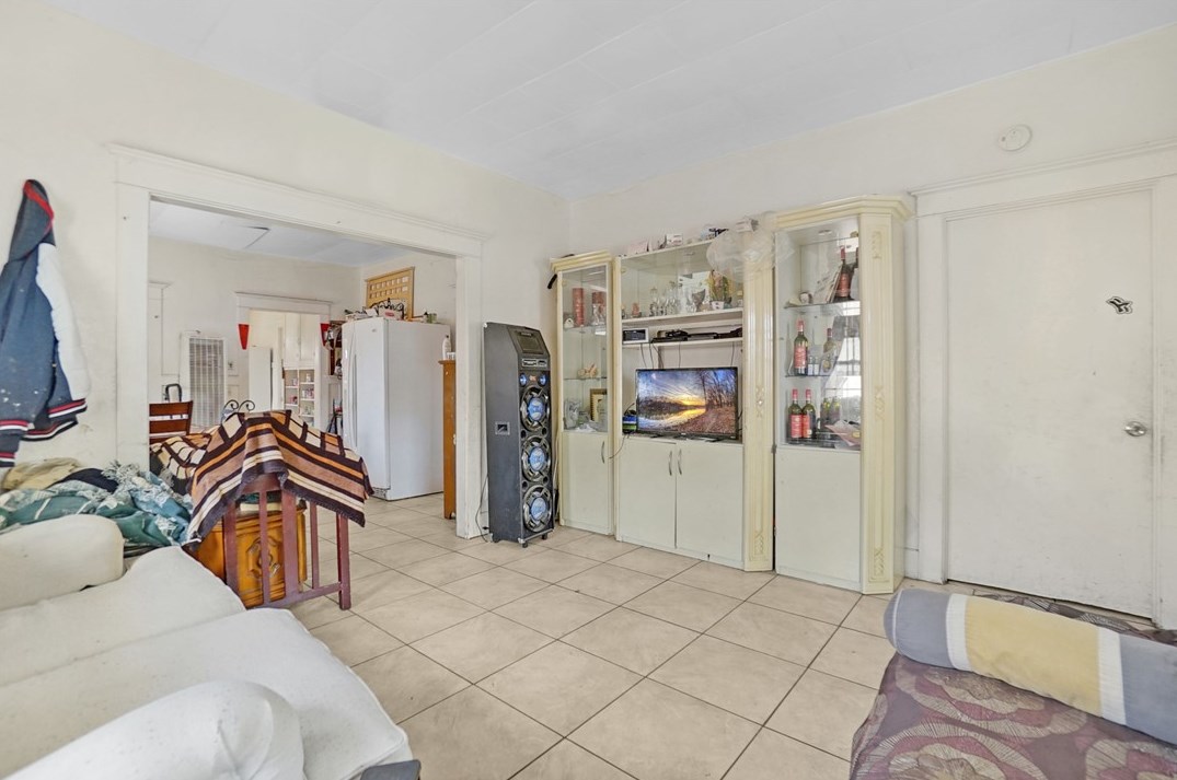 236 Alessandro St, Hemet CA 92543-4134 exterior