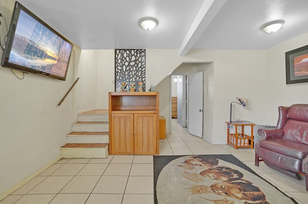 236 Alessandro St, Hemet CA 92543-4134 exterior