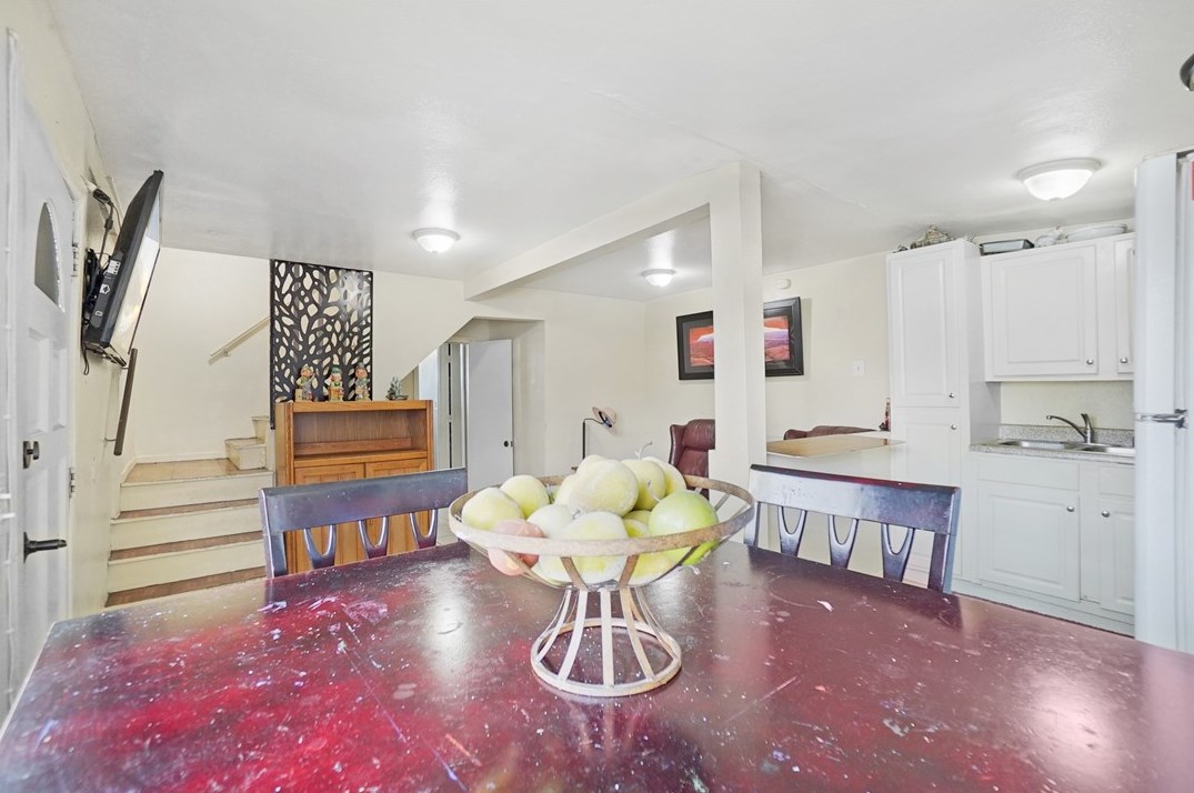 236 Alessandro St, Hemet CA 92543-4134 exterior