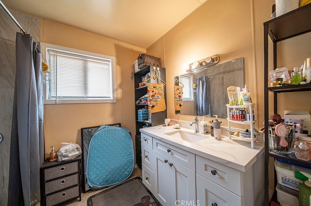 8946 Catawba Ave, Fontana CA  92335-4415 exterior