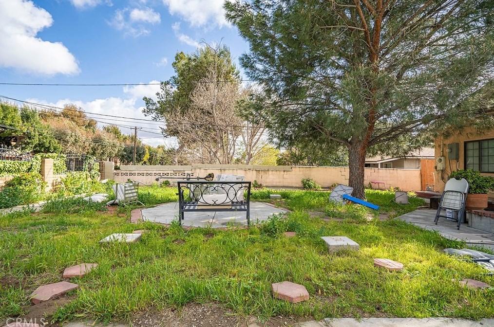 8946 Catawba Ave, Fontana CA  92335-4415 exterior