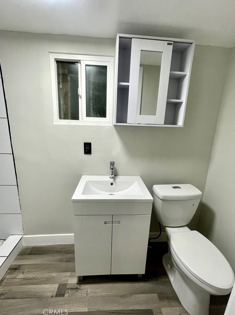 942 Fetterly Ave, Los Angeles CA  90022-3010 exterior