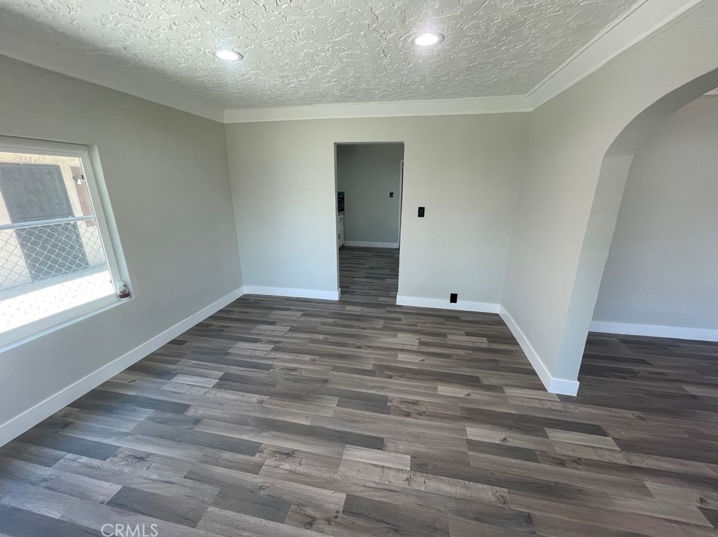 942 Fetterly Ave, Los Angeles CA  90022-3010 exterior