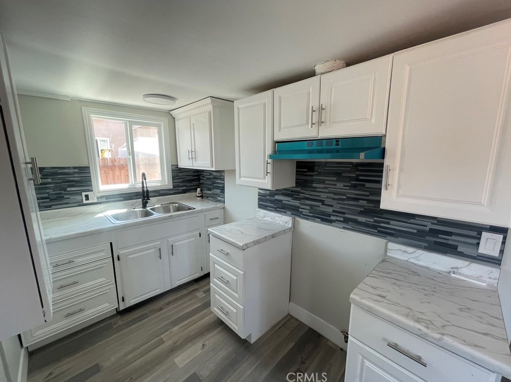 942 Fetterly Ave, Los Angeles CA  90022-3010 exterior