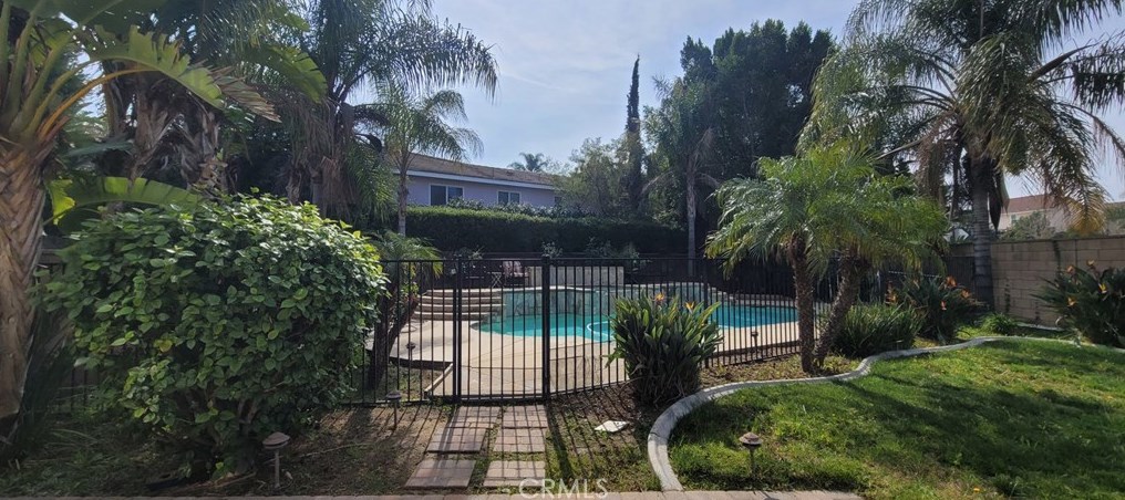 4847 Ridge Point Way, Riverside CA  92509-5448 exterior