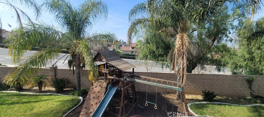 4847 Ridge Point Way, Riverside CA  92509-5448 exterior
