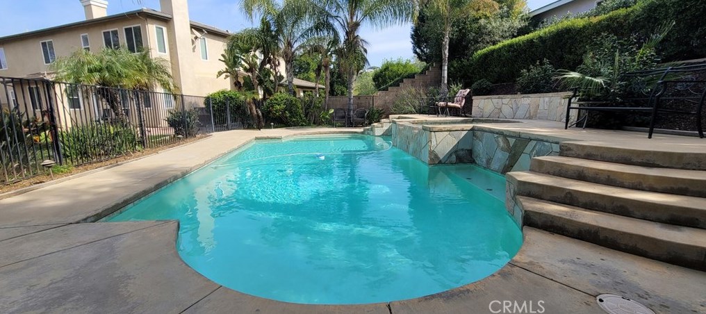 4847 Ridge Point Way, Riverside CA  92509-5448 exterior