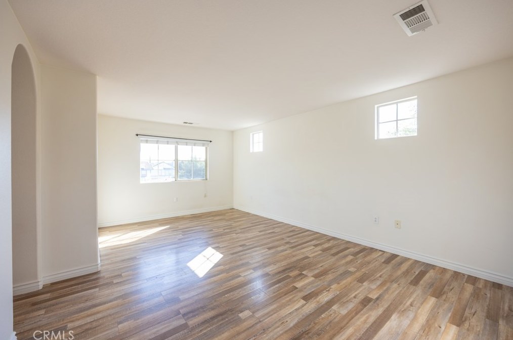 1093 Reservoir St, Pomona CA  91766-3859 exterior