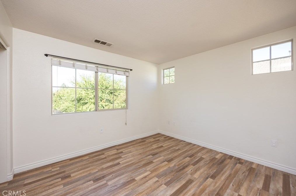 1093 Reservoir St, Pomona CA  91766-3859 exterior