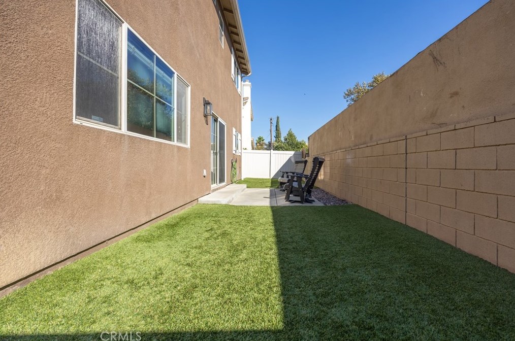 1093 Reservoir St, Pomona CA  91766-3859 exterior