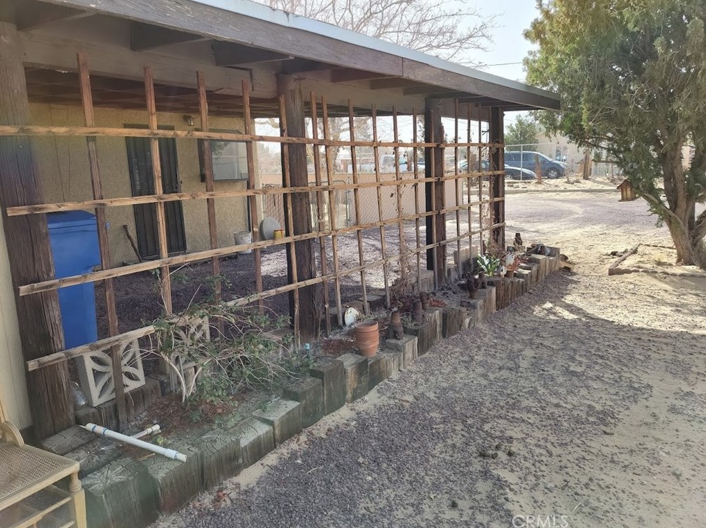 35070 Cedar Rd, Barstow CA  92311-7244 exterior