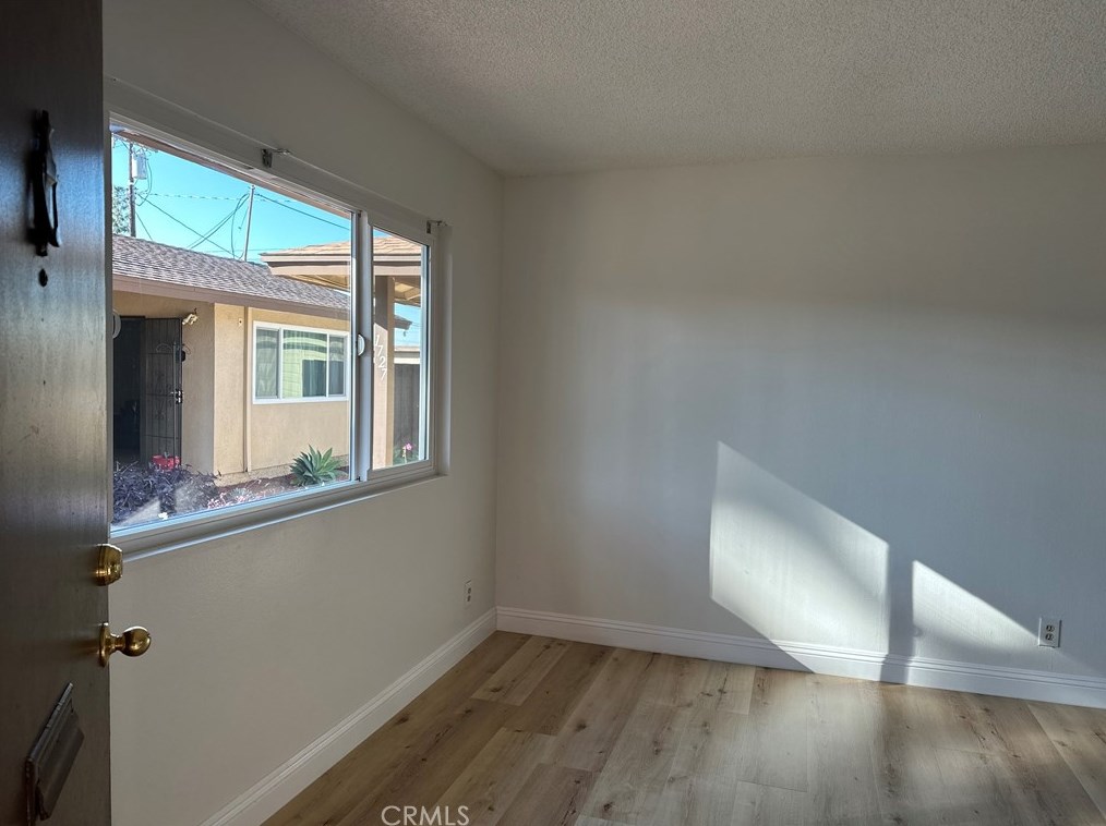 1725 Appleton Way, Pomona CA  91767-3519 exterior