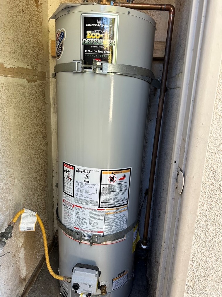 1725 Appleton Way, Pomona CA  91767-3519 exterior