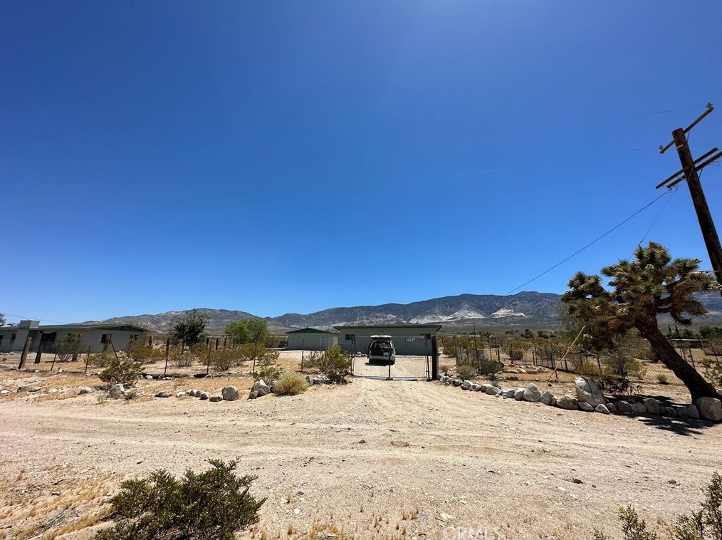 36281 Fleetwood St, Lucerne Valley CA  92356 exterior