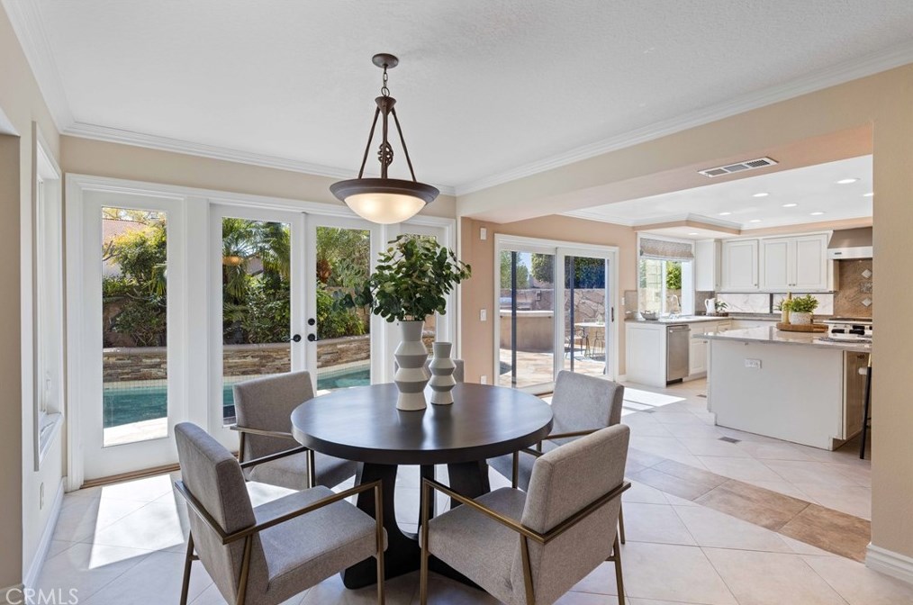 27 Recodo, Irvine CA  92620-1869 exterior