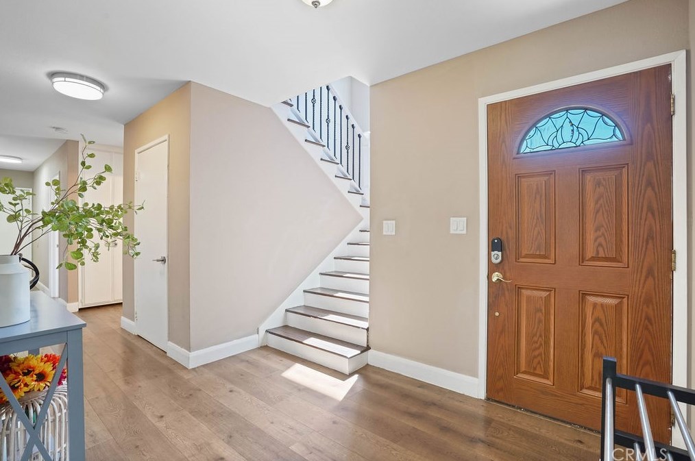 14841 Community St, Van Nuys CA  91402-3555 exterior
