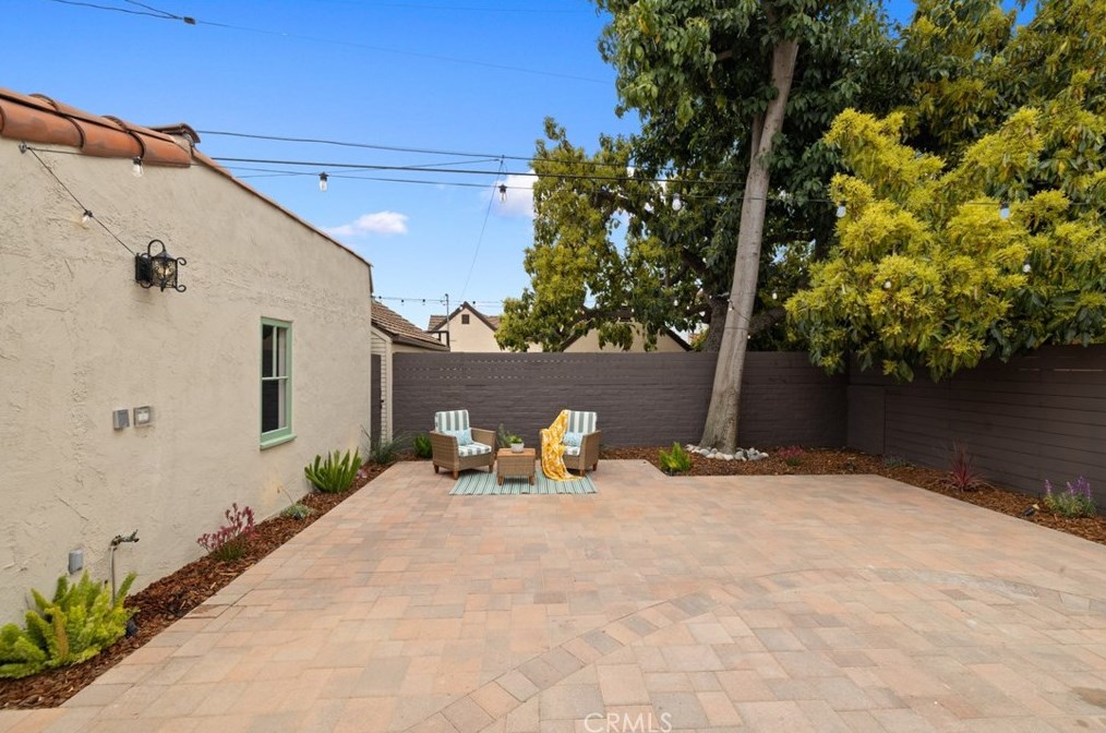 2574 Monterey Rd, Pasadena CA  91108-1644 exterior