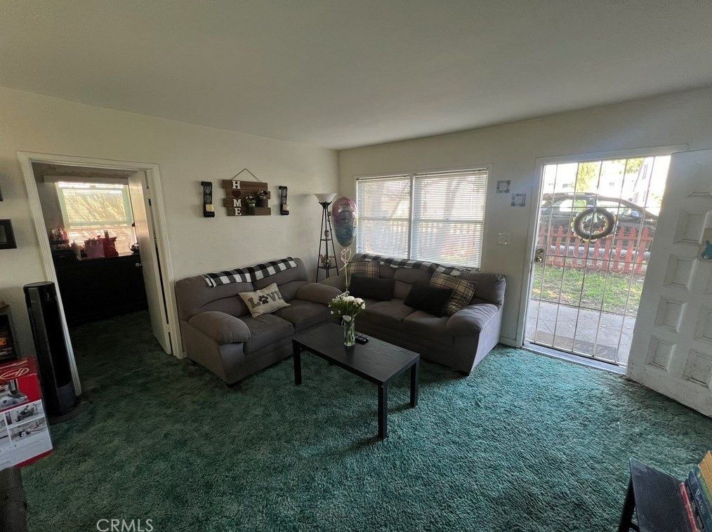 112 Kingsley Ave, Pomona CA  91767-5005 exterior