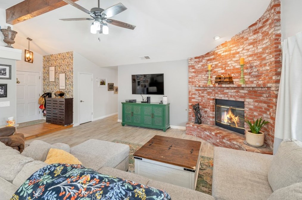 9110 Oak Hills Ave, Bakersfield CA  93312-5021 exterior