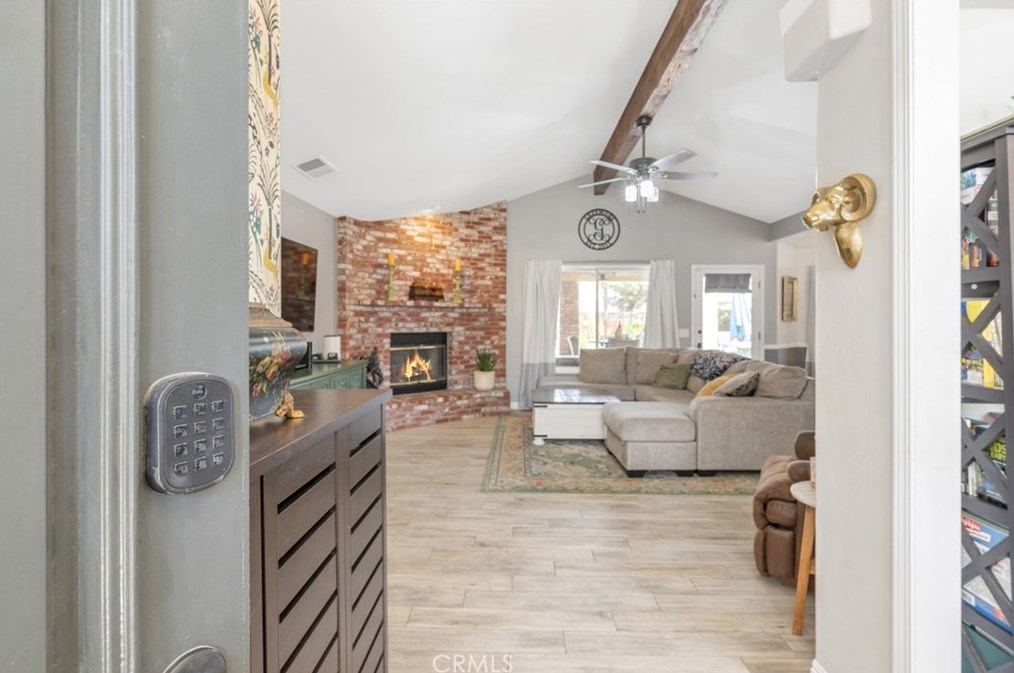 9110 Oak Hills Ave, Bakersfield CA  93312-5021 exterior