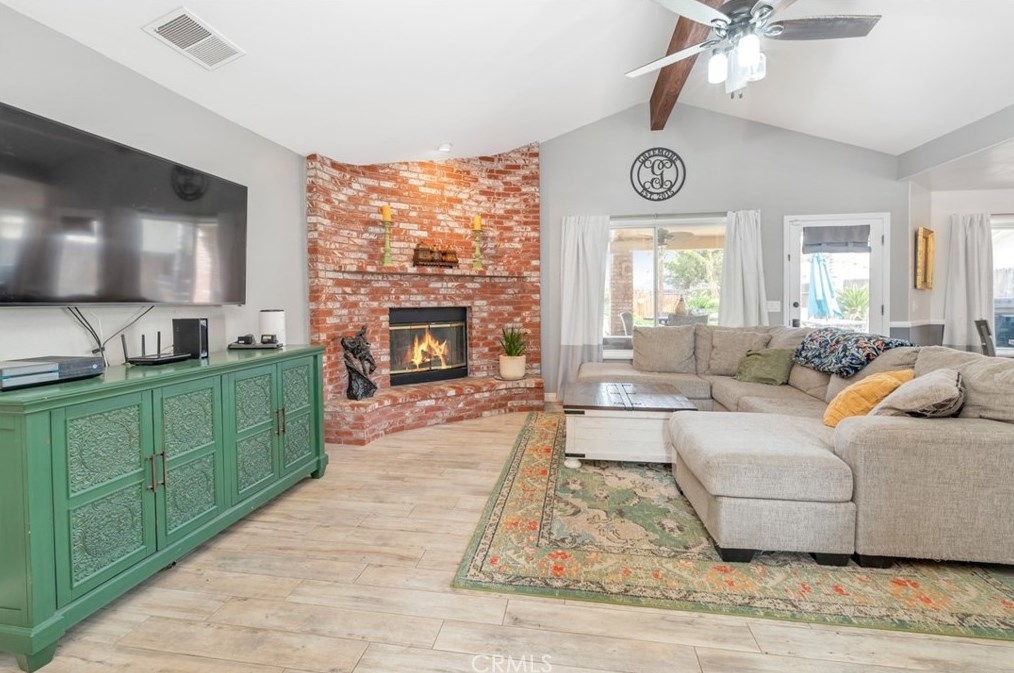 9110 Oak Hills Ave, Bakersfield CA  93312-5021 exterior