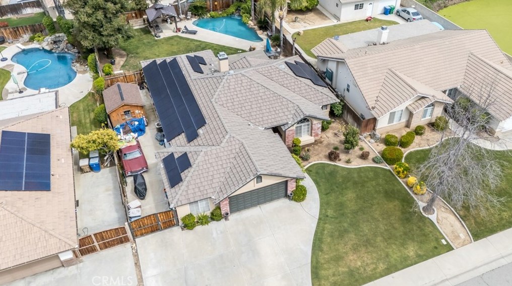 9110 Oak Hills Ave, Bakersfield CA  93312-5021 exterior