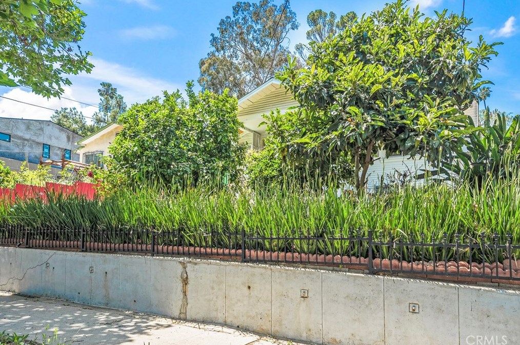 3155 Budau Ave, Los Angeles CA  90032-2805 exterior