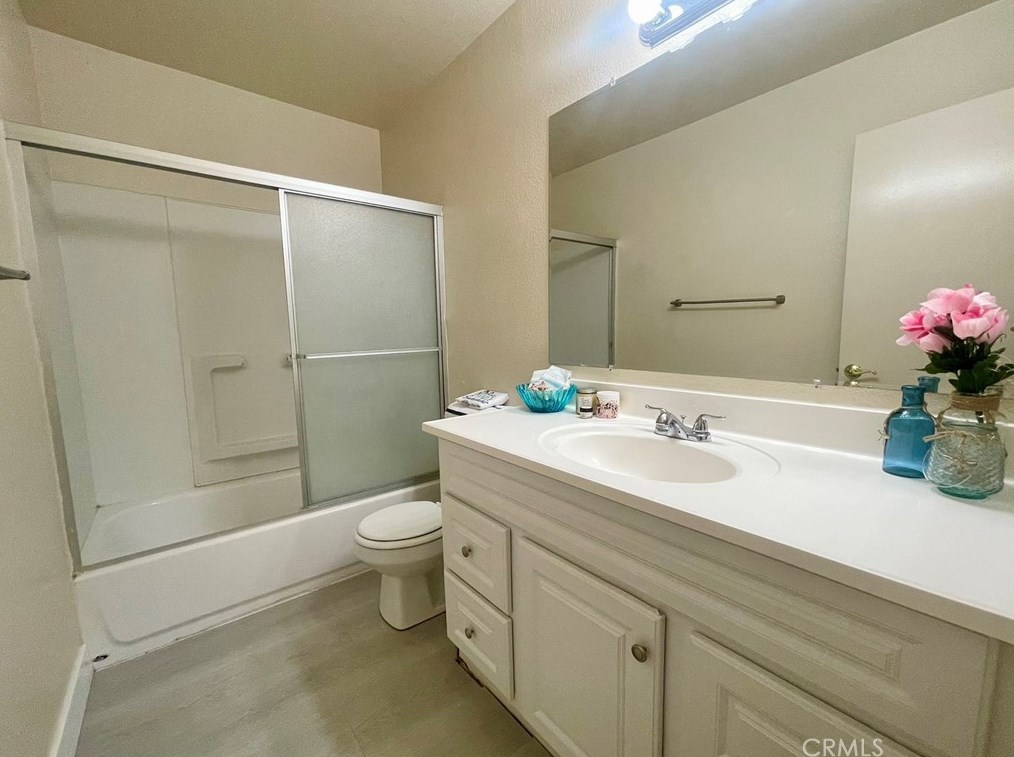 1908 5th St, Ontario CA  91764-2303 exterior