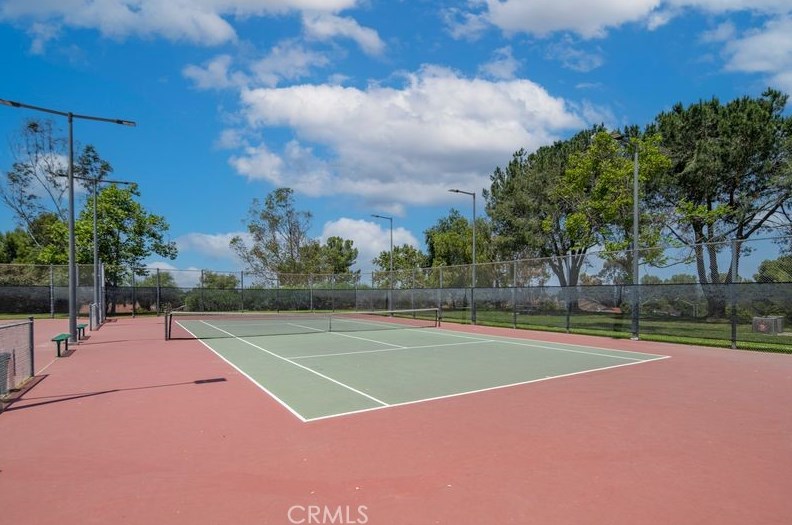 2606 Quarry Ln, Walnut CA  91789-6207 exterior