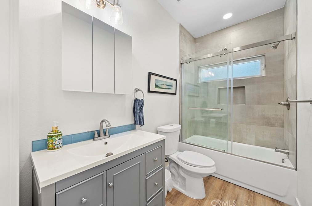 7733 Friends Ave, Whittier CA  90602-1405 exterior