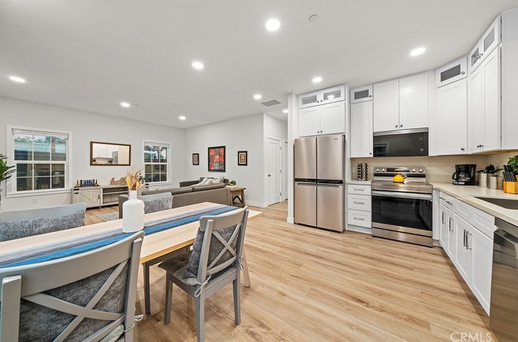 7733 Friends Ave, Whittier CA  90602-1405 exterior