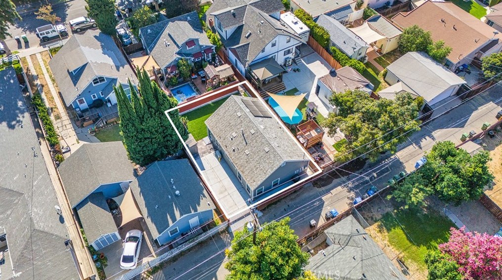 7733 Friends Ave, Whittier CA  90602-1405 exterior