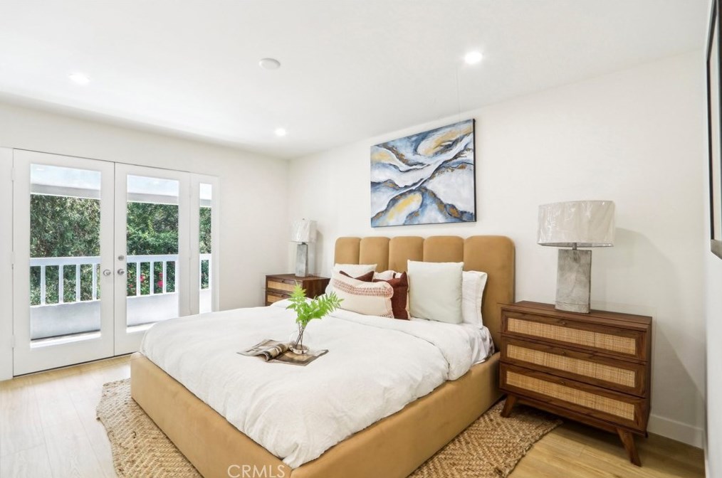 2230 Los Robles Ave, Pasadena CA 91104-4318 exterior