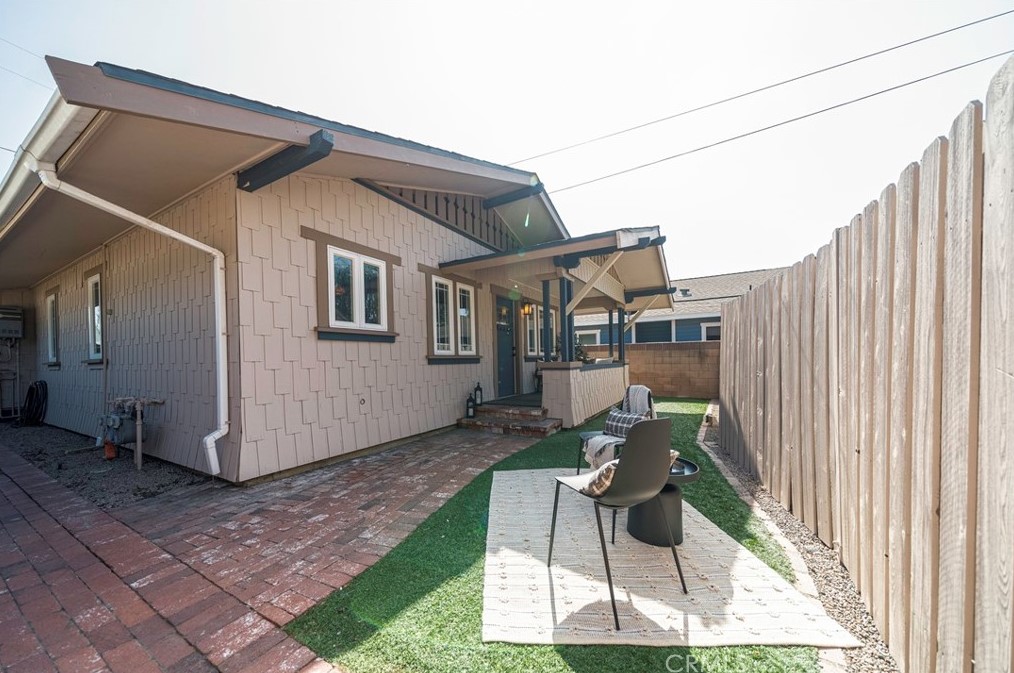 218 Wabash Ave, Glendora CA  91741-0026 exterior