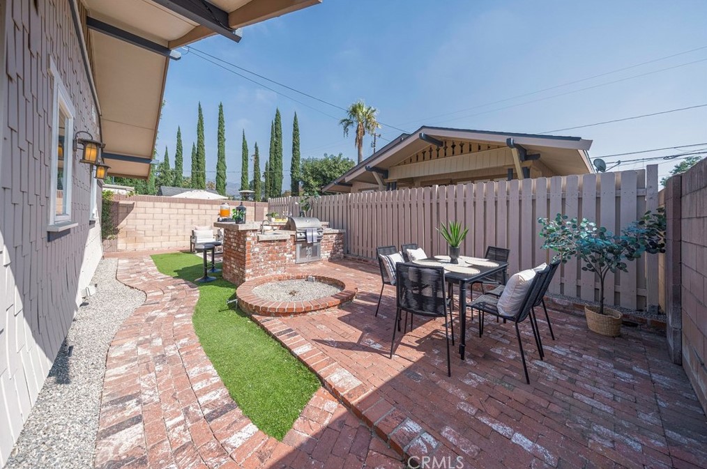 218 Wabash Ave, Glendora CA  91741-0026 exterior
