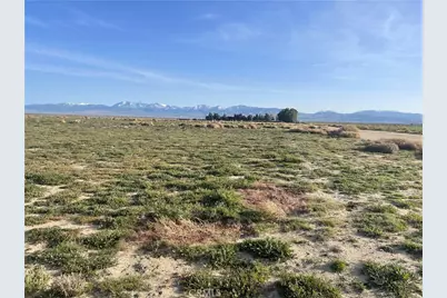 102 E Avenue M, Palmdale, CA 93591 - Photo 3