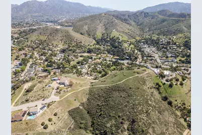 10131 Johanna Avenue, Sunland, CA 91040 - Photo 11