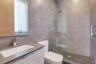 737 N Cherokee Ave, Los Angeles, CA 90038 - Photo 41