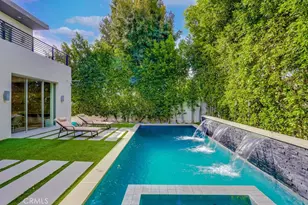 737 N Cherokee Ave, Los Angeles, CA 90038 - Photo 49