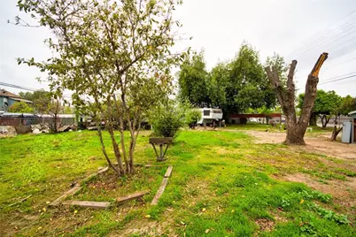 115 S Myrtle Ave, Pomona, CA 91766 - Photo 11