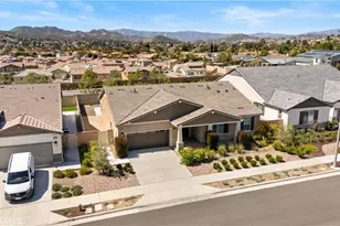 29391 Santa Ynez Cir, Menifee, CA 92584 - Photo 43