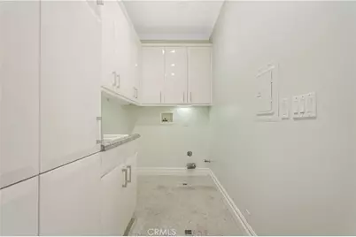 434 S Irving Boulevard, Los Angeles, CA 90020 - Photo 27